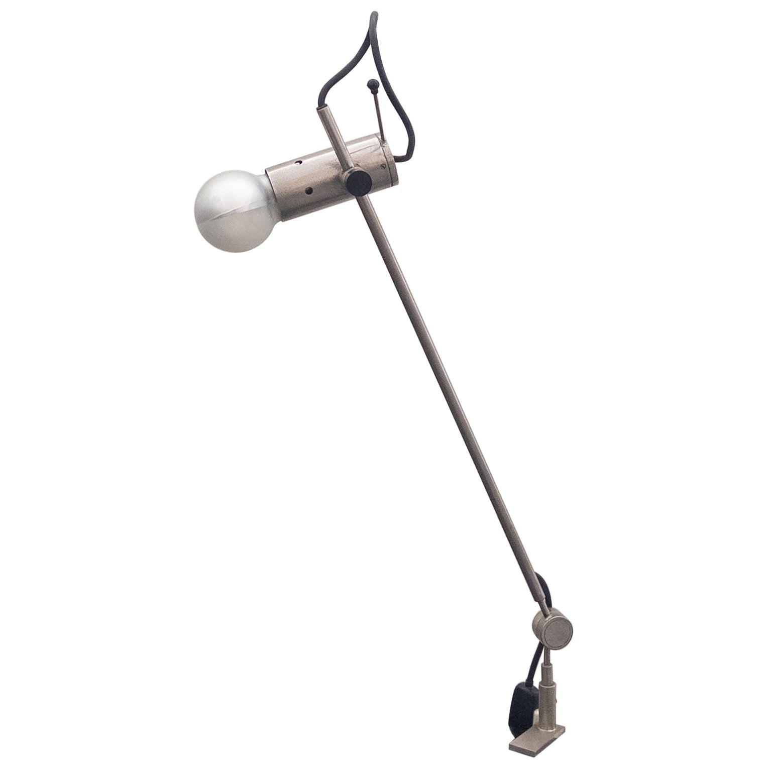 Lampada da tavolo Model 255 di Tito Agnoli per Oluce