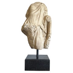 Torse de déesse romaine en plâtre sur Stand - Replica