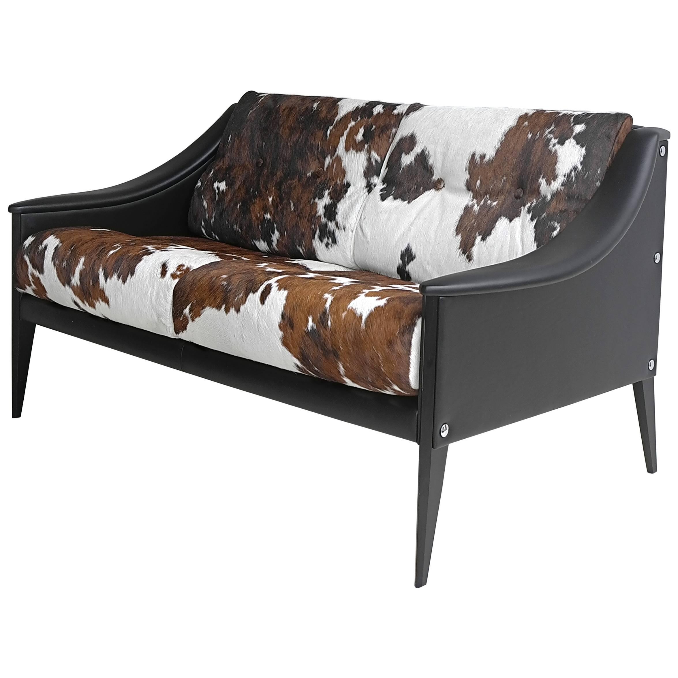 Gio Ponti "Dezza" Cowhide Sofa by Poltrona Frau