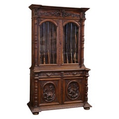 19th Century French Black Forest Carved Oak Nine-Gun Cabinet with Hunt Motifs