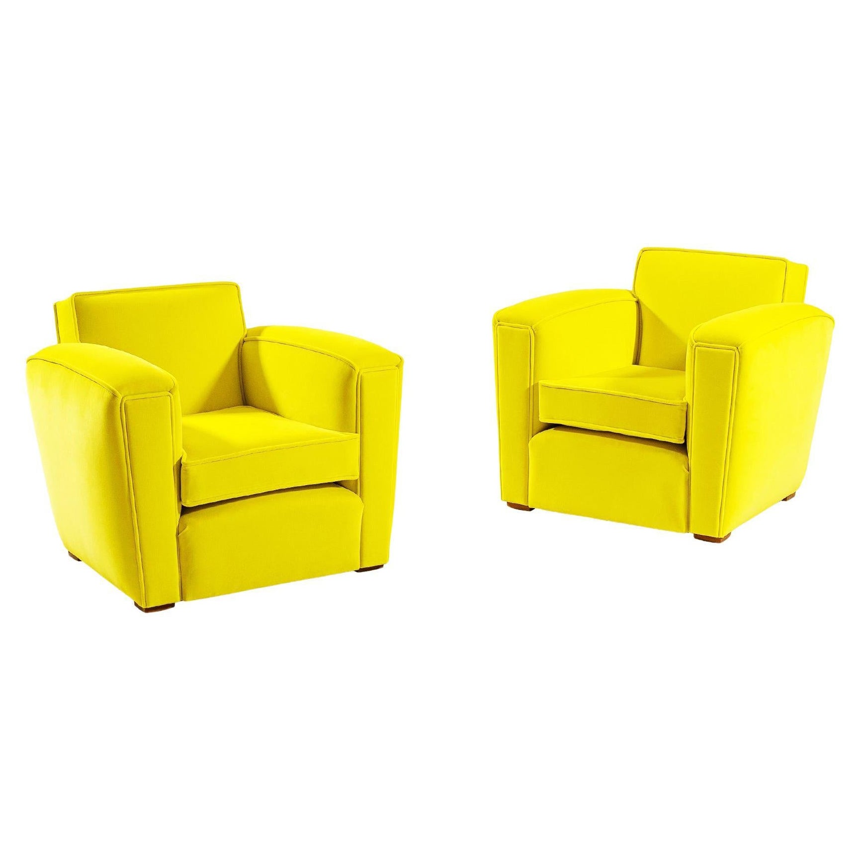 Elegant Pair of French Art Deco Club Armchairs, 1935, New Upholstery