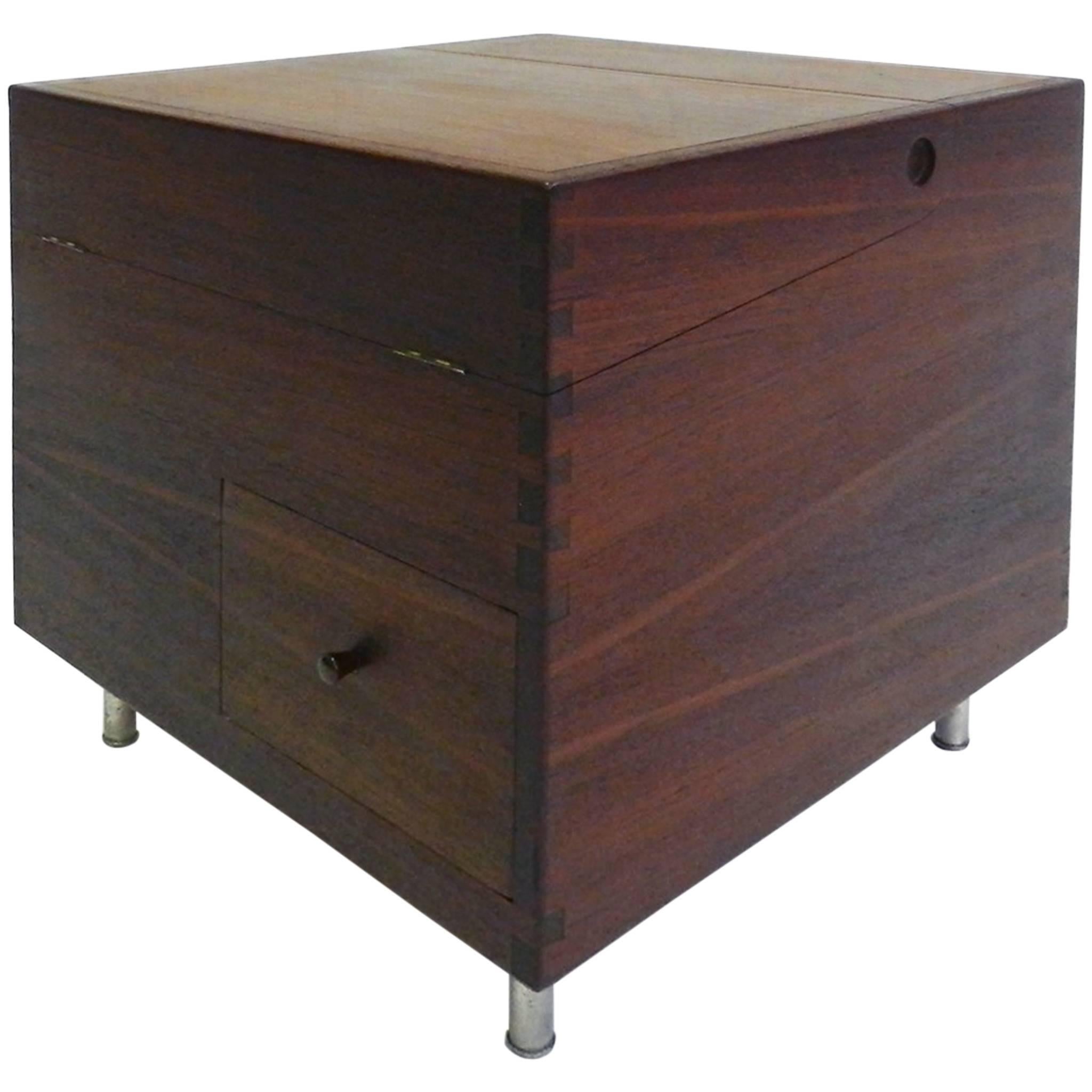 Rare Cube Bar At-34 by Hans Wegner
