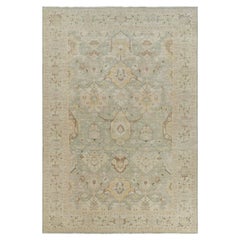 Rug & Kilim - Tappeto a scudo sovradimensionato in verde pallido con medaglioni floreali