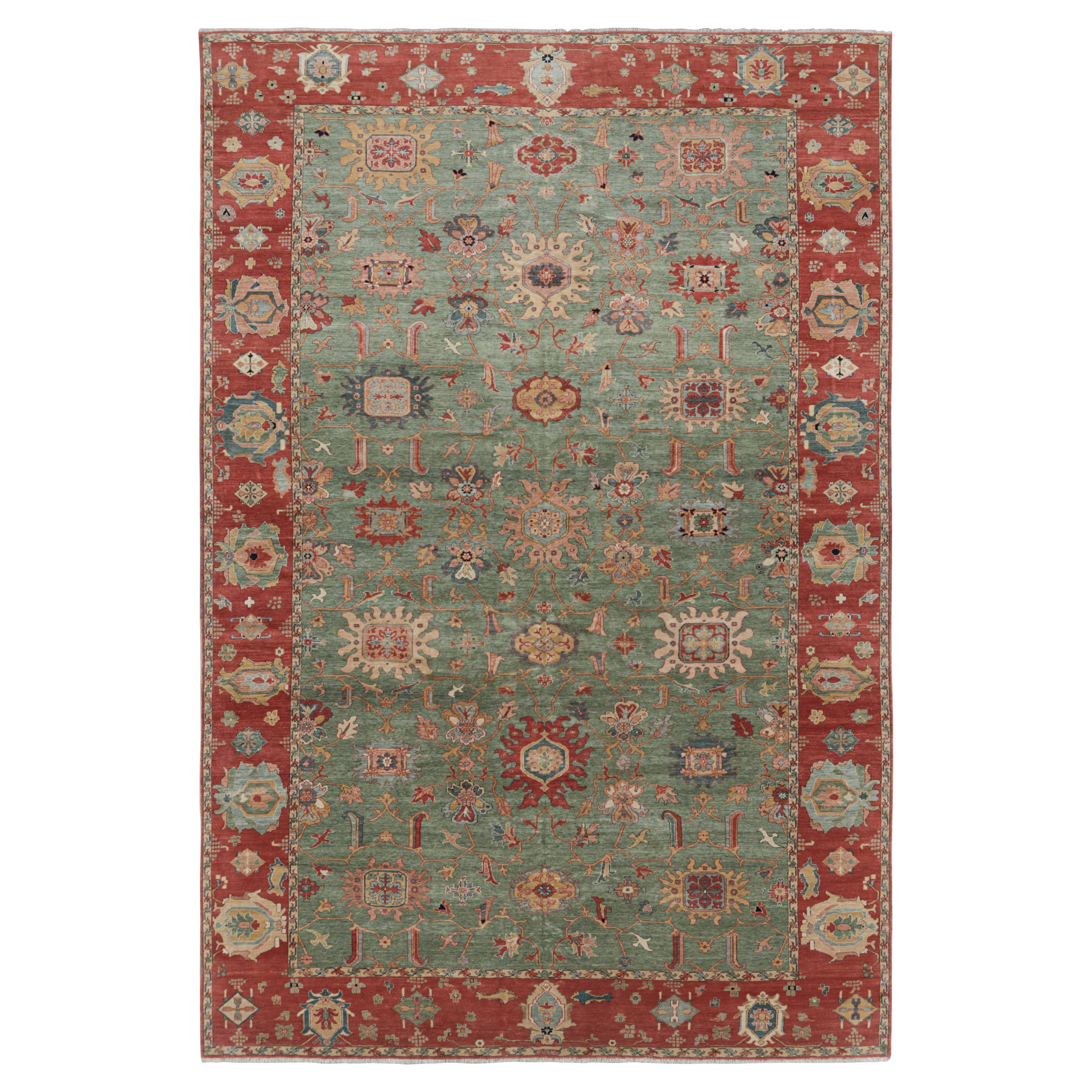 Rug & Kilim è un tappeto oversize in stile Sultanabad Rug in verde acqua con motivi floreali
