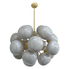 Lampadario Ovale Sputnik di Fabio Ltd