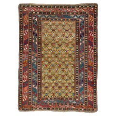 Tapis Shirvan caucasien ancien de 4 x5,5 m. Jaune Masse. Excellent état