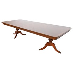 Baker Furniture Style Georgian Inlaid Cherry Wood Double Pedestal Dining Table