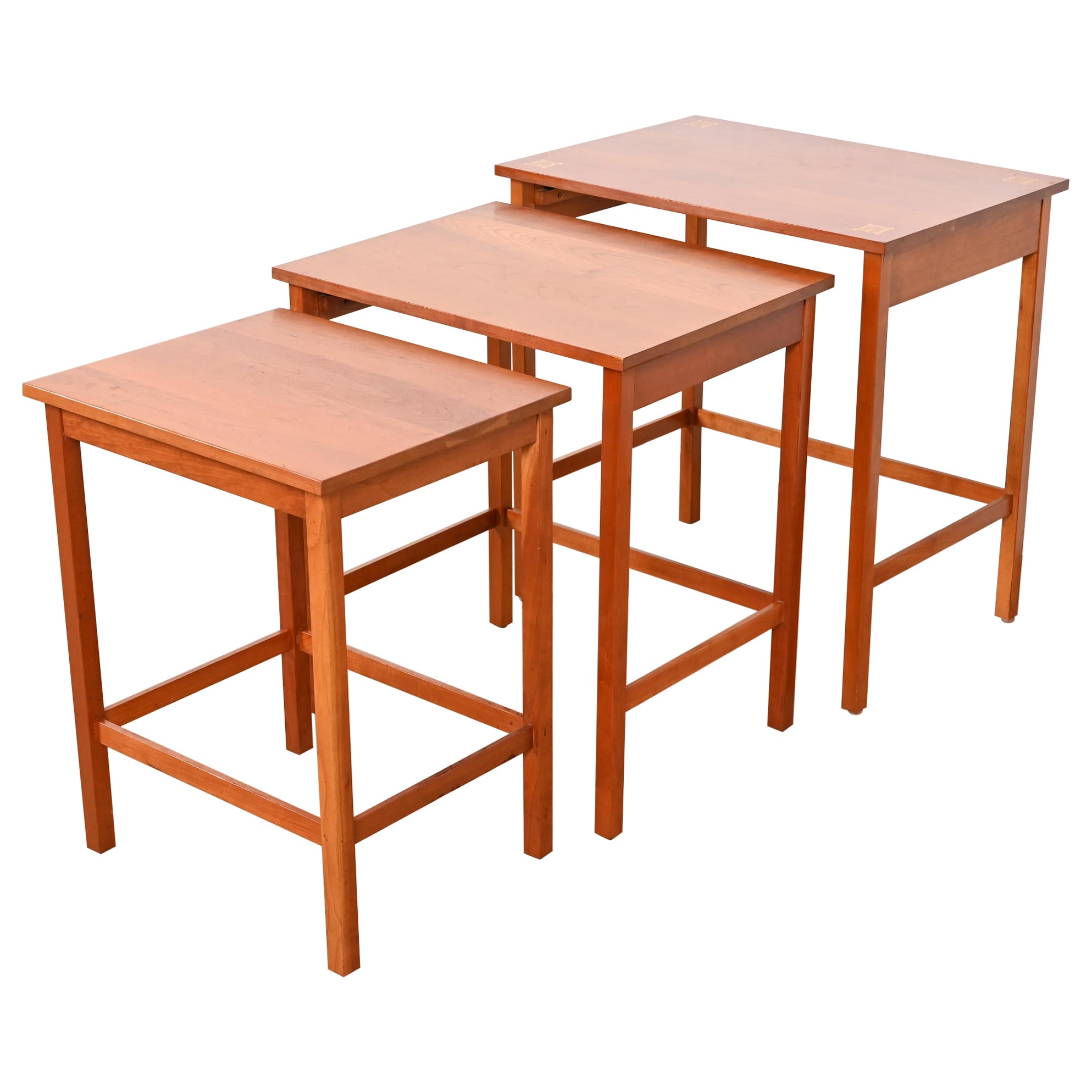 Stickley Harvey Ellis Kollektion Arts & Crafts Beistelltische aus Kirschholz mit Intarsien aus Kirschbaumholz