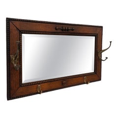 Antique miroir d'entrée Mission Arts & Crafts en bois de chêne figuré, scié sur quartier