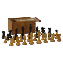 Staunton Fierce Knight Weighted Club Chess Set 8.5cm Kings Jointed Box, 19th C.