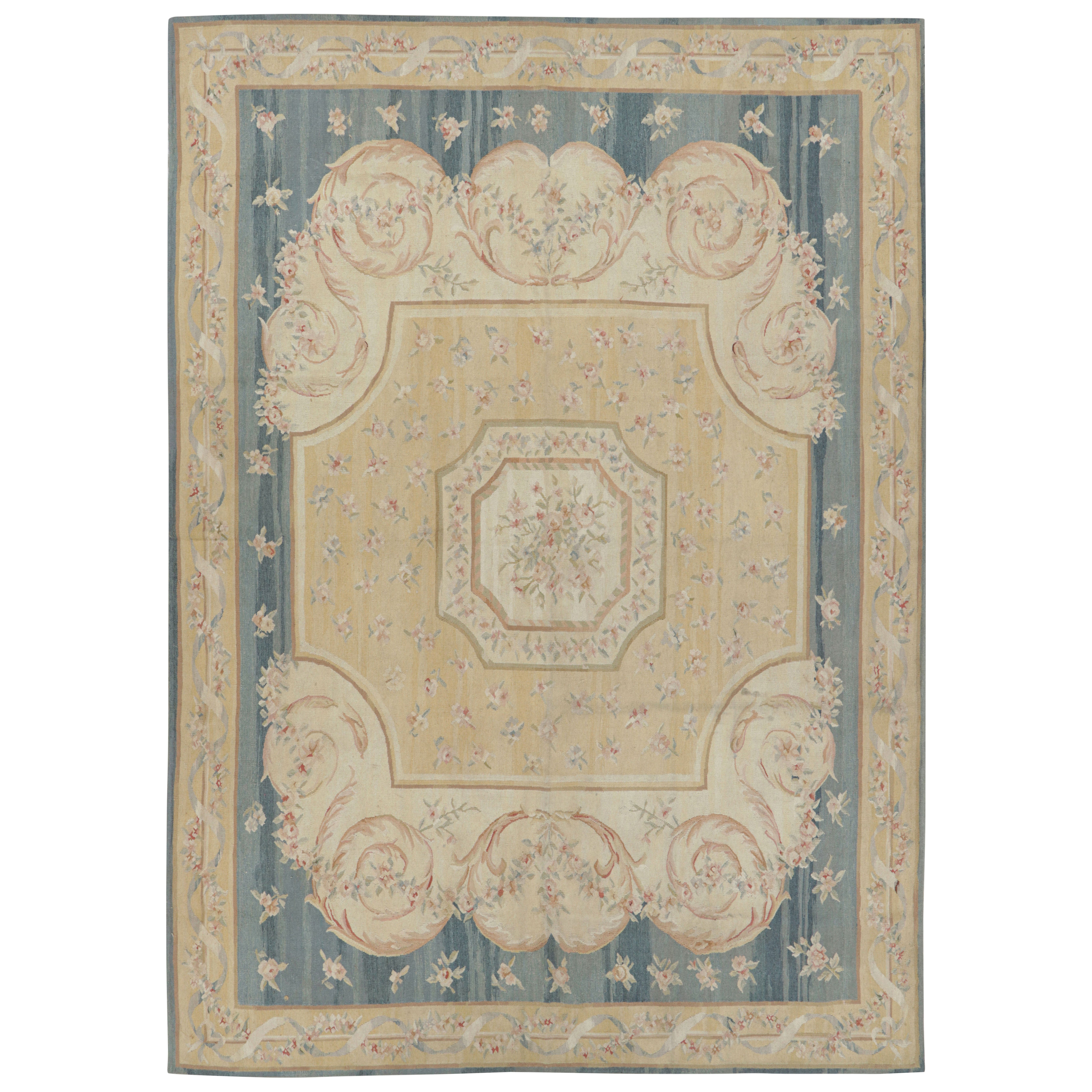 Alfombra estilo Aubusson de Rug & Kilim en azul y crema con medallón floral