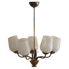 Lustre en laiton et verre Paavo Tynell pour Idman OY, 51145, Finlande, années 1940