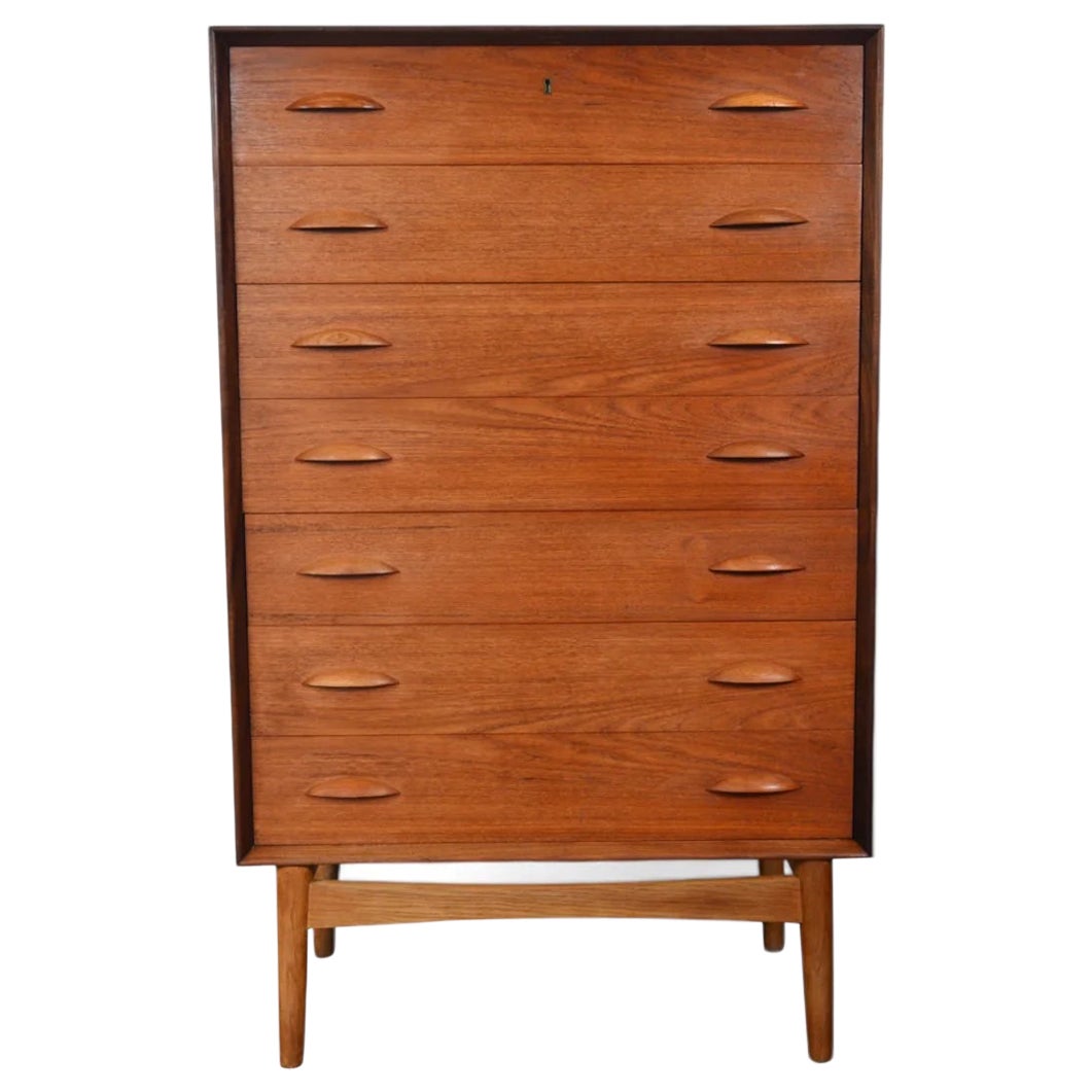 Comò Highboy a fetta d'arancia di Johannes Sorth in teak