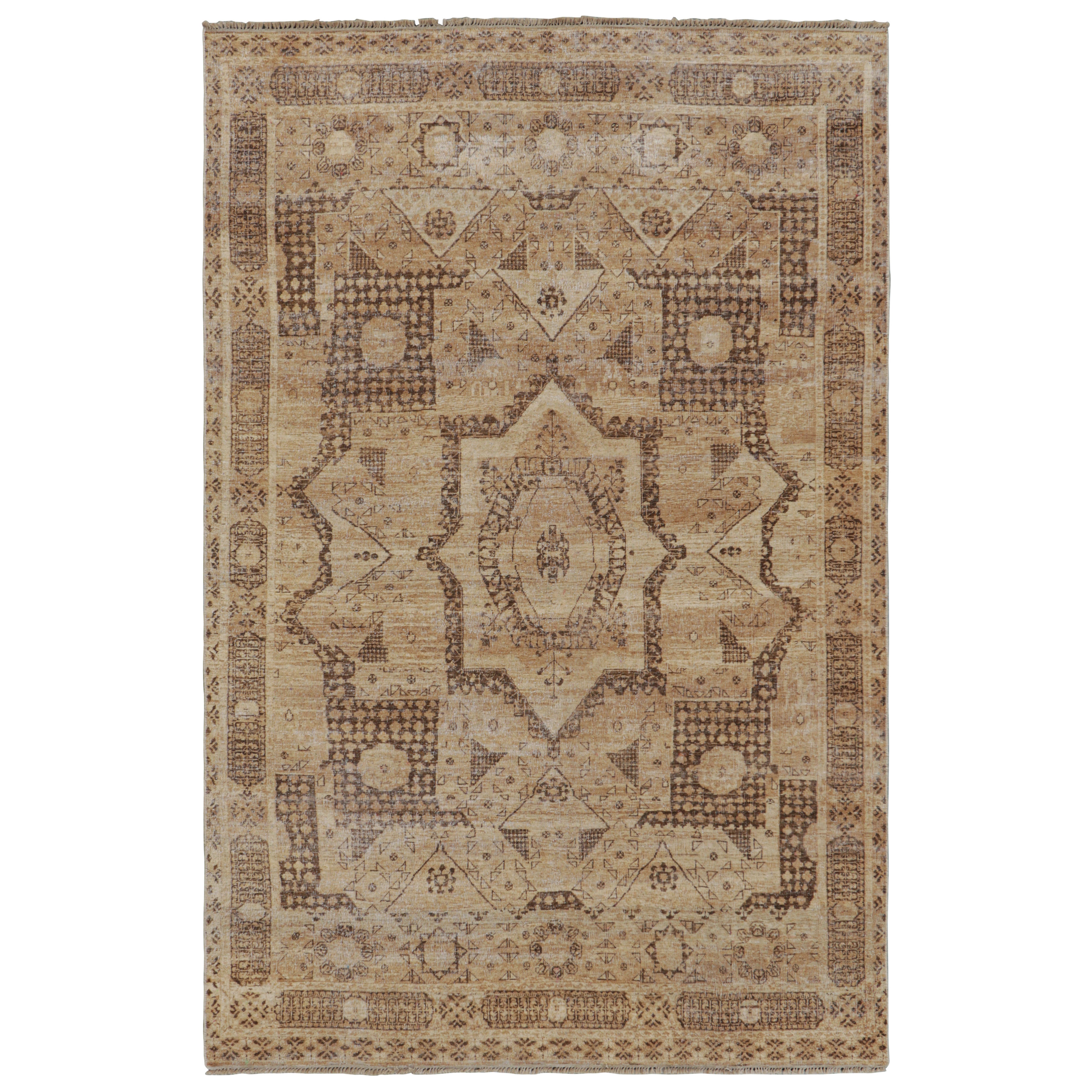 Rug & Kilim's Orientteppich in Brown mit Medaillon und geometrischen Mustern