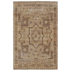 Alfombra de estilo oriental Rug & Kilim en marrón con medallón y motivos geométricos