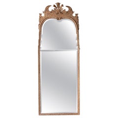 Important miroir d'embarcadère en bois doré sculpté de style George I, attribuable à l'artiste. John Belchier