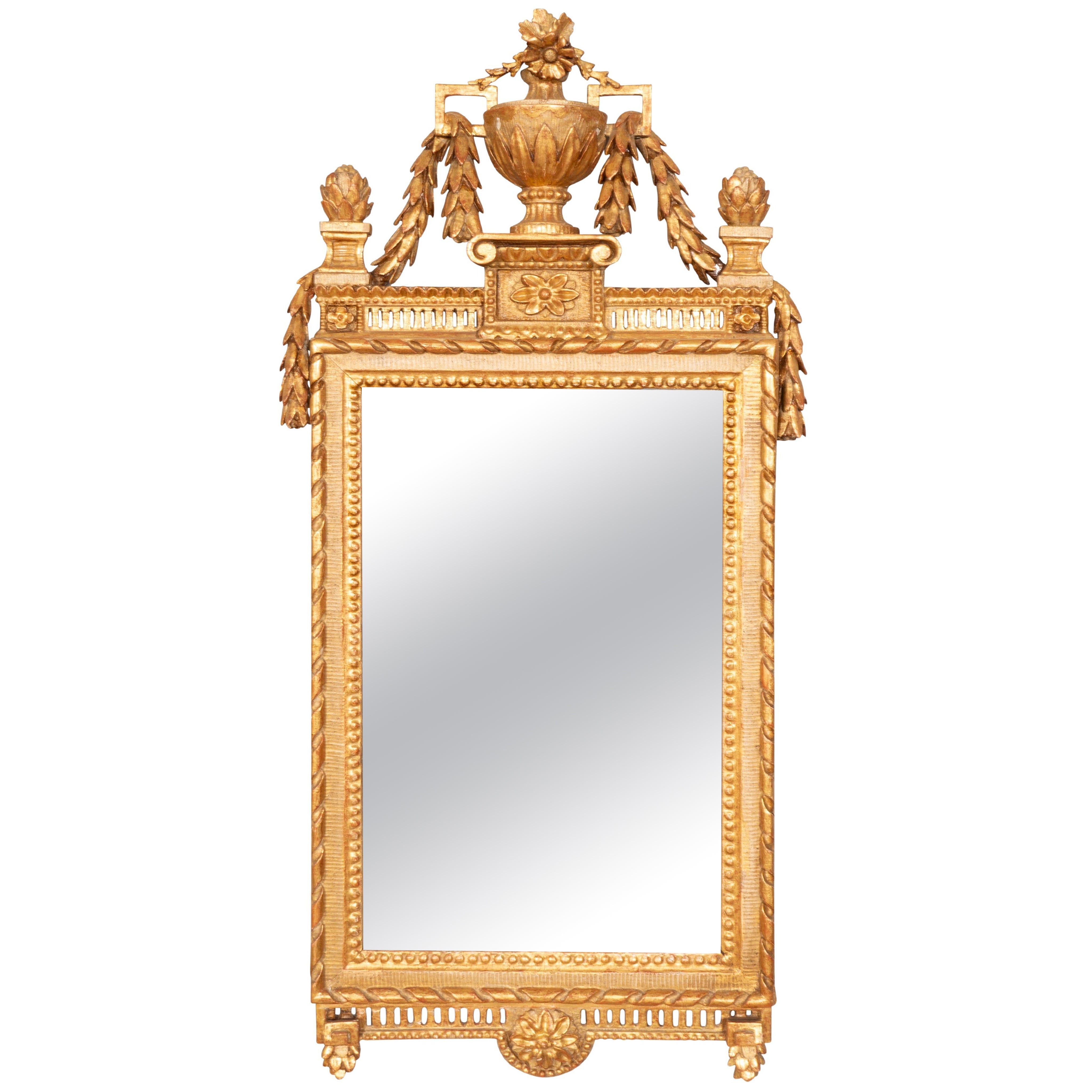Specchio svedese neoclassico in legno dorato e dipinto