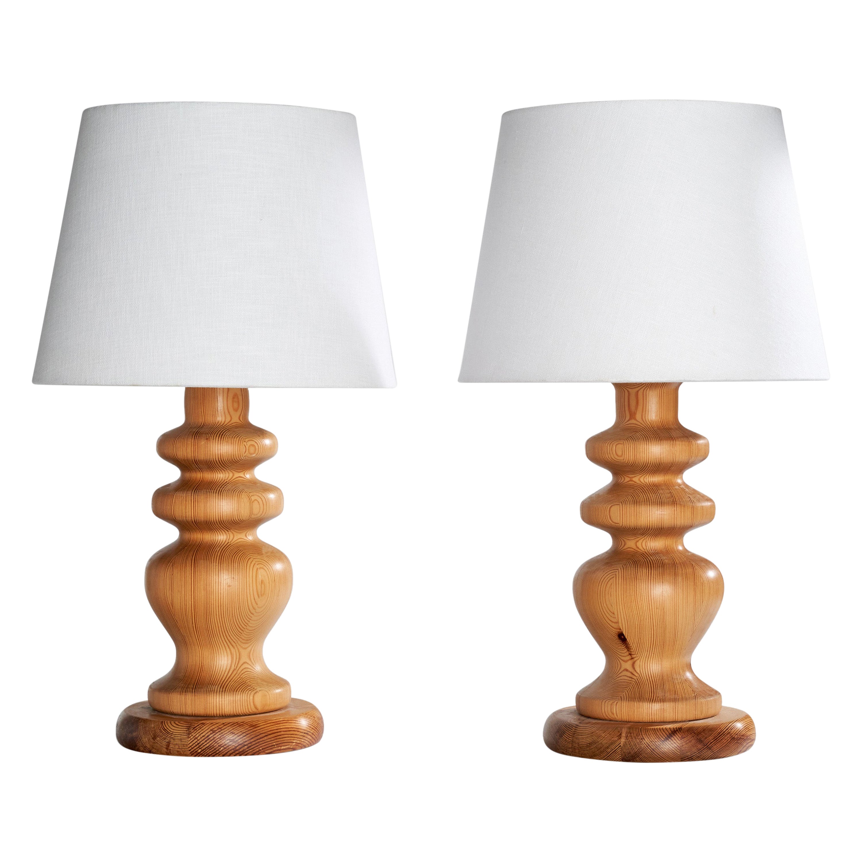 Créateur suédois, lampes de table, pin, Suède, années 1970