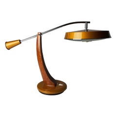 Fase Péndulo Golden Table Lamp by Luis Pérez de la Oliva and Pedro Martín 70's