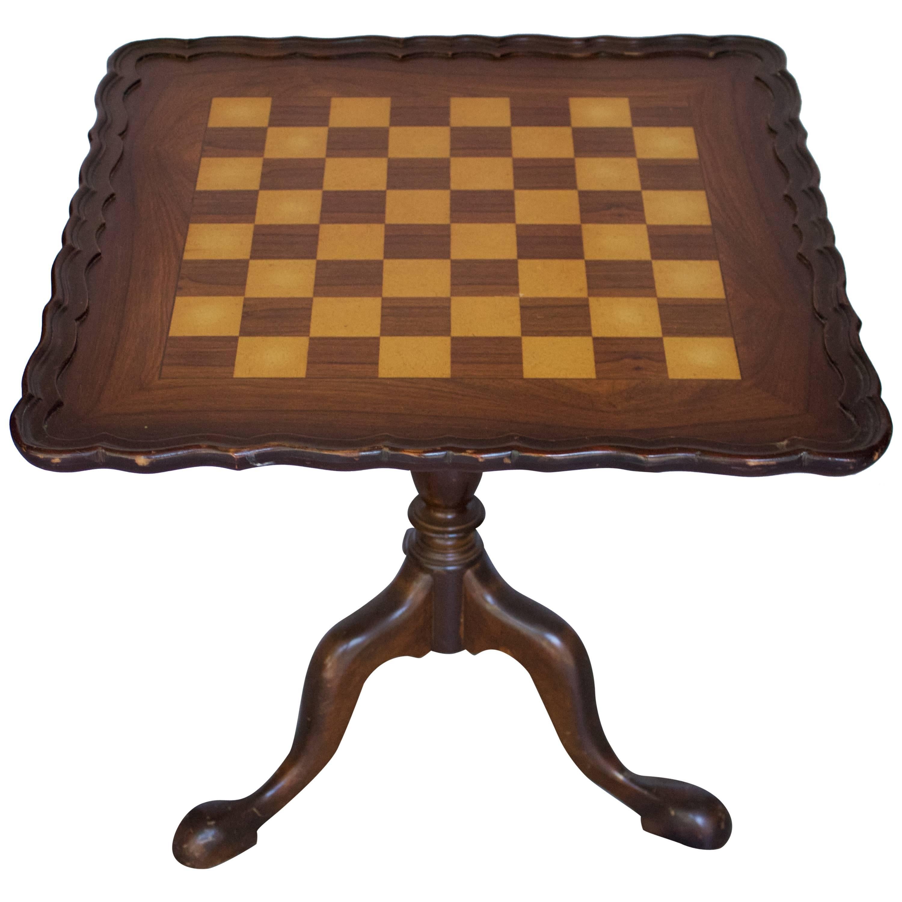 Queen Anne St. Pie Crust Game Table For Sale