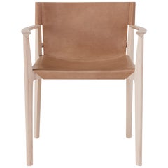 Chaise à accoudoirs Cuoio par Amura Lab