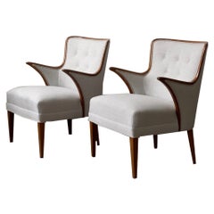 Pair of 1940s danish cabinetmaker easy chairs reupholstered in Pierre Frey linen