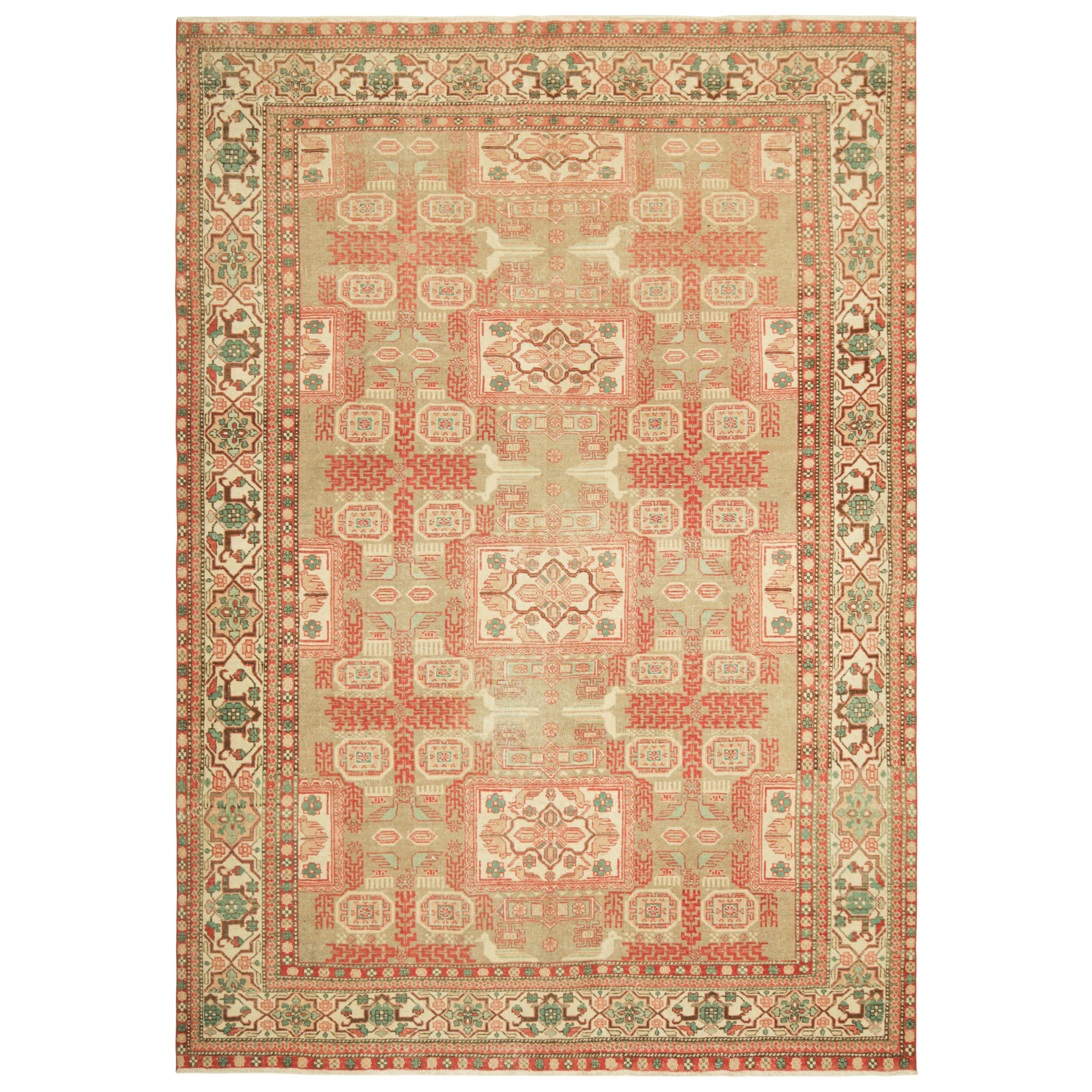 Alfombra turca vintage en beige-marrón y verde con medallones  Rug & Kilim