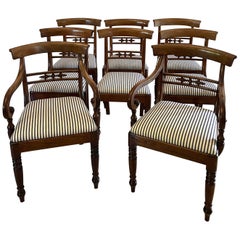 Ensemble de 8 chaises de salle à manger anciennes de qualité Regency en acajou