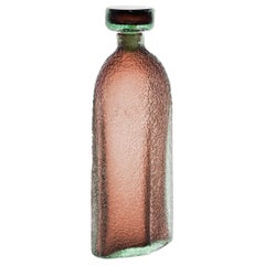 Seguso bottle and stopper, Corroso over Green Amethyst incamiciato Murano Glass