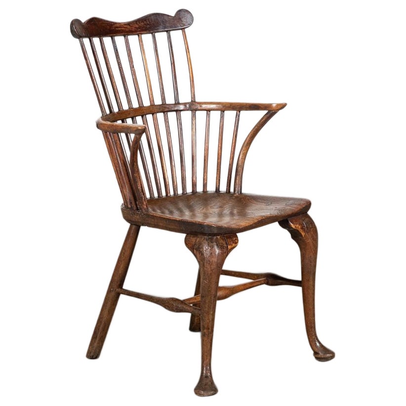Chaise à dossier en peigne en chêne et orme George III anglais du 19e siècle