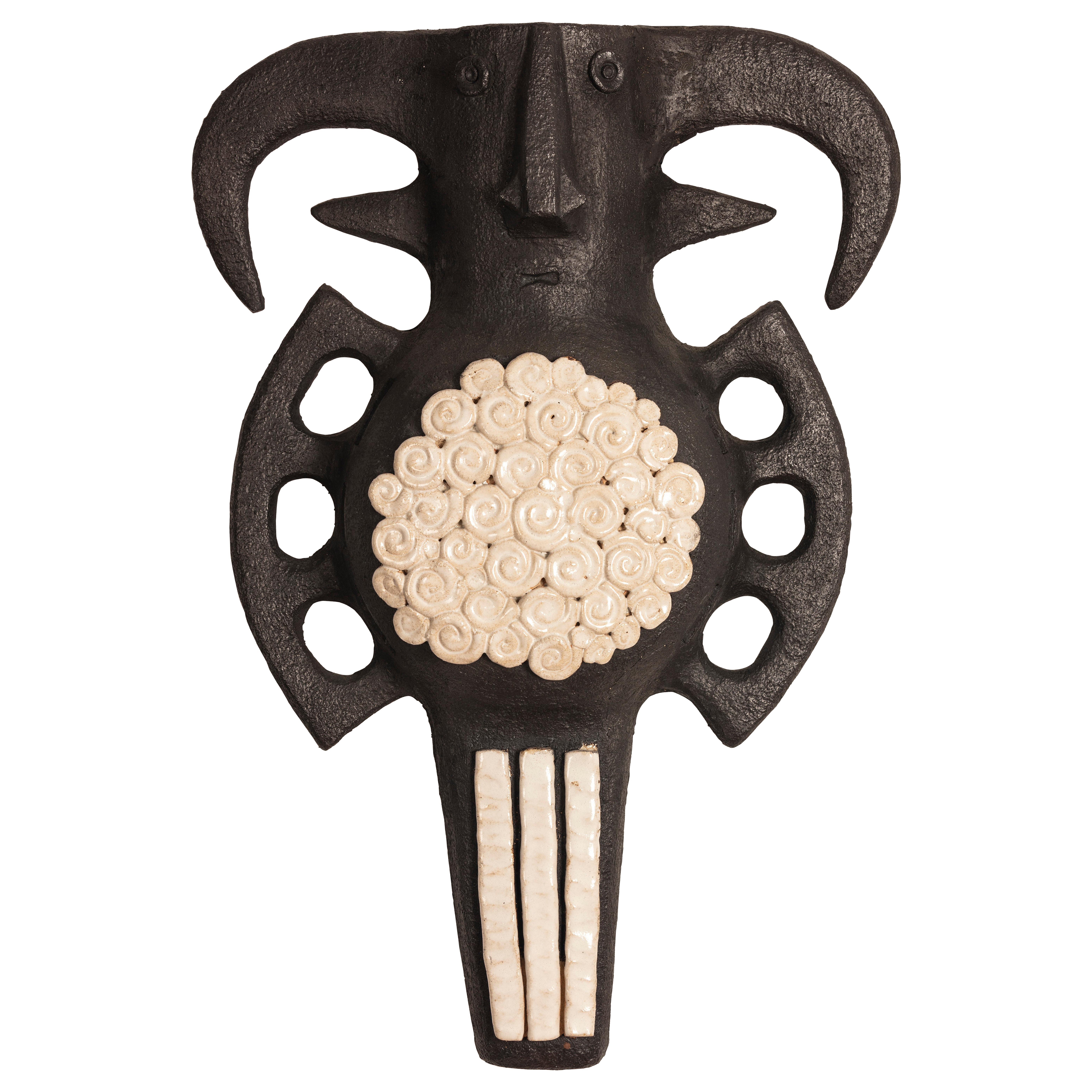 Dominique Pouchain Aplique zoomorfo de cerámica, estilo toro en venta