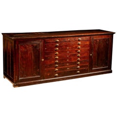 CIRCA 1940 Industrieller Flacher Aktenschrank