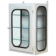 Medizinischer Schrank, 1970er Jahre