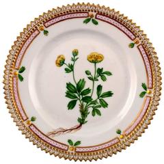 Royal Copenhagen Flora Danica Plate