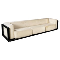 Italian modern white fabric sofa Cornaro by Carlo Scarpa for Gavina, 1980s