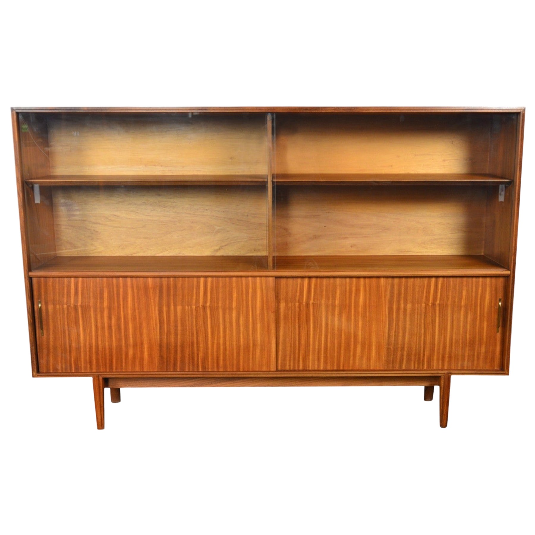 Beaver + Tapley Libreria / Credenza "Multi-Width" in Magogany in vendita