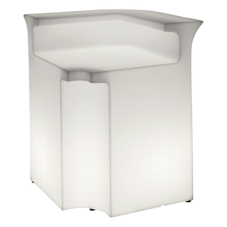 Break Corner Lighted Bar Counter by SLIDE Studio