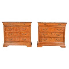 Commode à quatre tiroirs à dessus en marbre de Louis Philippe, France