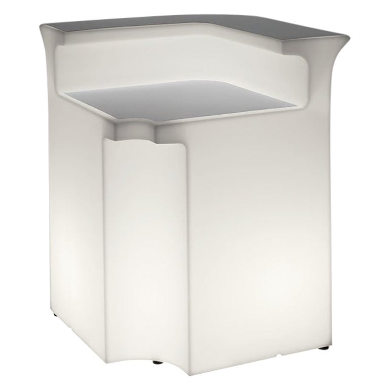 Break Corner Lighted Bar Counter by SLIDE Studio