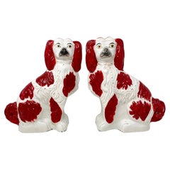Pareja Perros Spaniel Antiguos de Cerámica Inglesa de Staffordshire Rojos y Blancos Circa 1870's