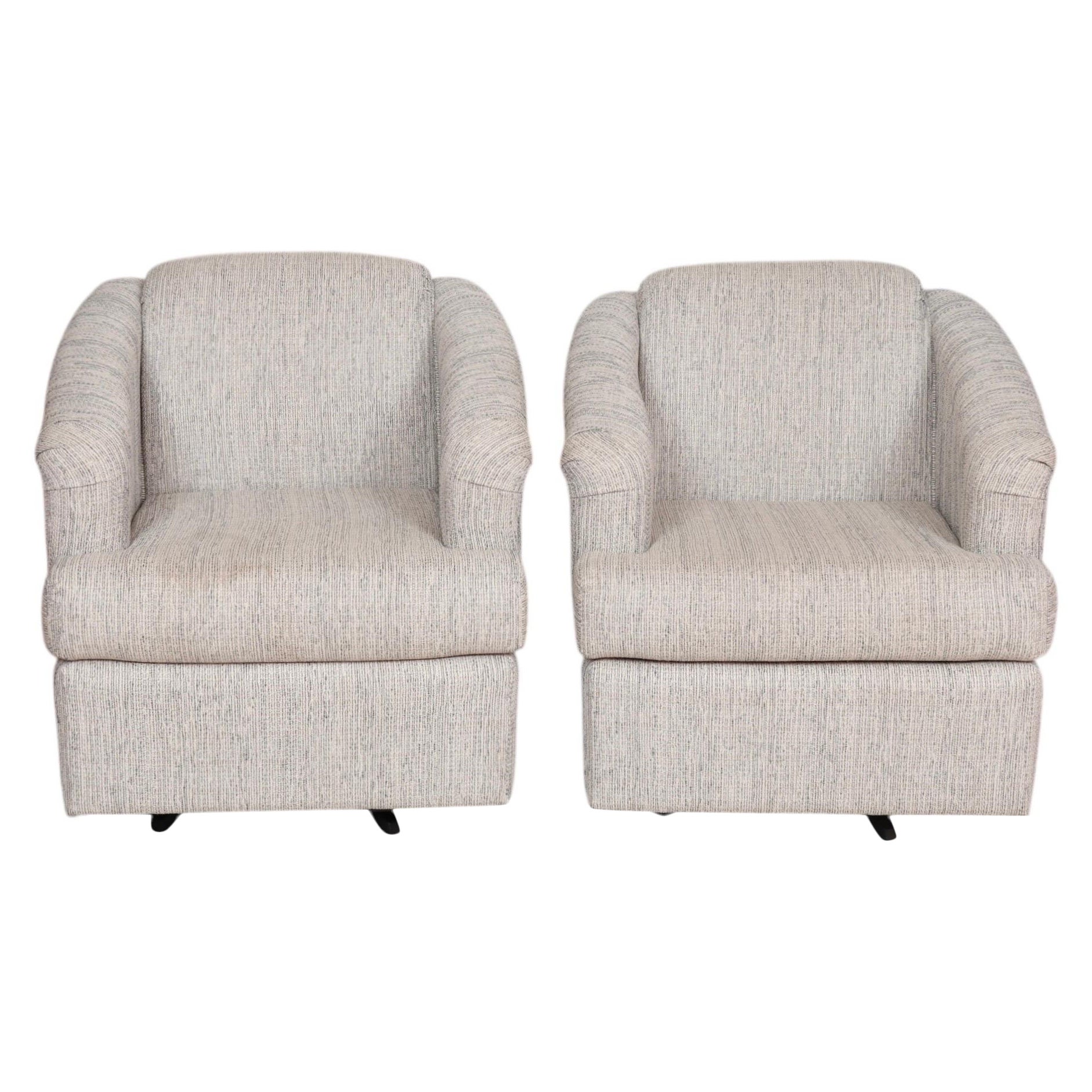 Contemporary Gray Swivel Club Chairs - ein Paar