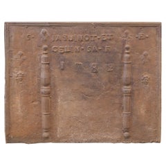 Plaque de cheminée Louis XV du 18ème siècle Pillars with Fleurs de Lys