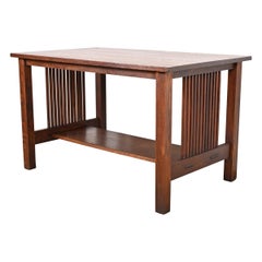 Gustav Stickley Mission Arts & Crafts Escritorio o mesa de biblioteca de husillo de roble