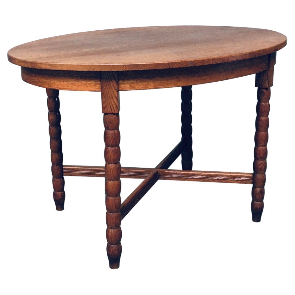 Tavolo da centro ovale Travail Populaire Oak, Francia, anni '40 in vendita