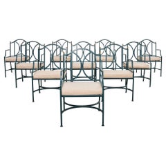 Set di dieci sedie da pranzo da giardino in ferro in stile neoclassico