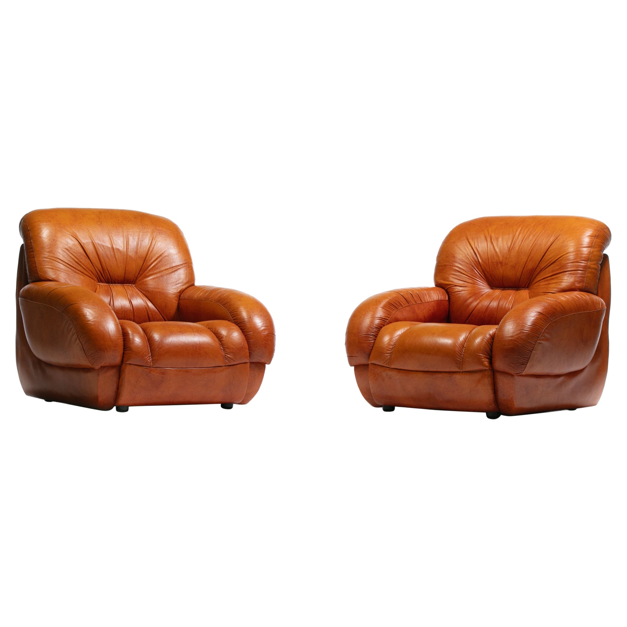 1970s Italian Mid Century Modern Plush Carmel Leather Club Chairs