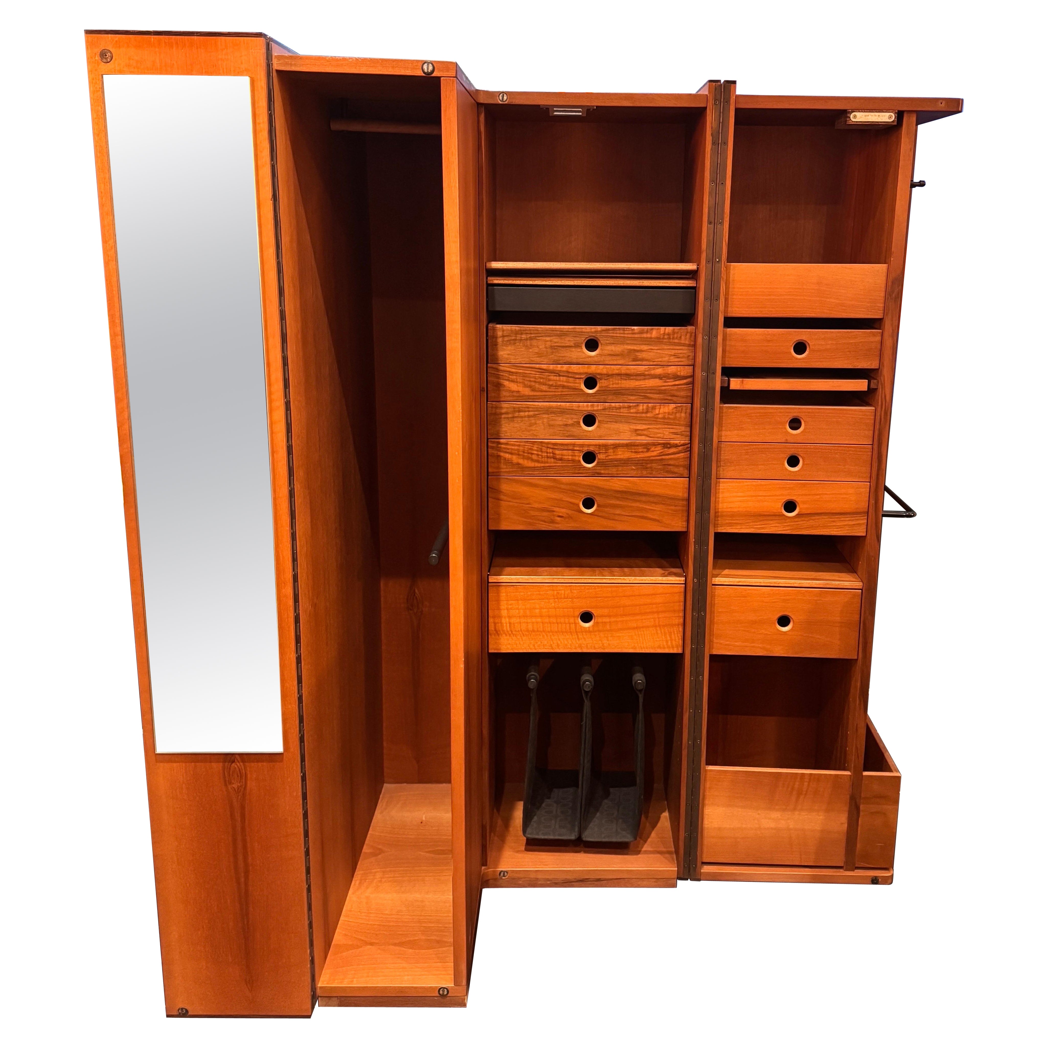 Rare Afra e Tobia Scarpa jewellery and accessories cabinet For Sale