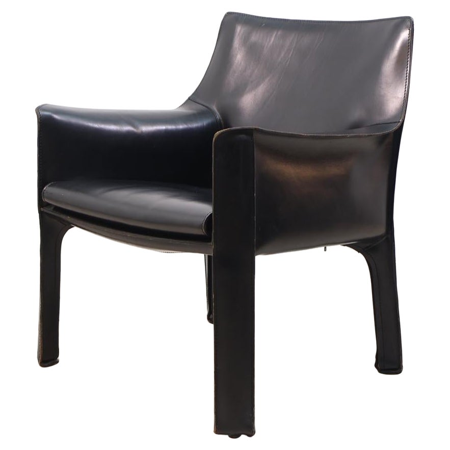 Mid-Century Modern Mario Bellini for Cassina 'CAB 414'  Chairs in black stitched Leather For Sale