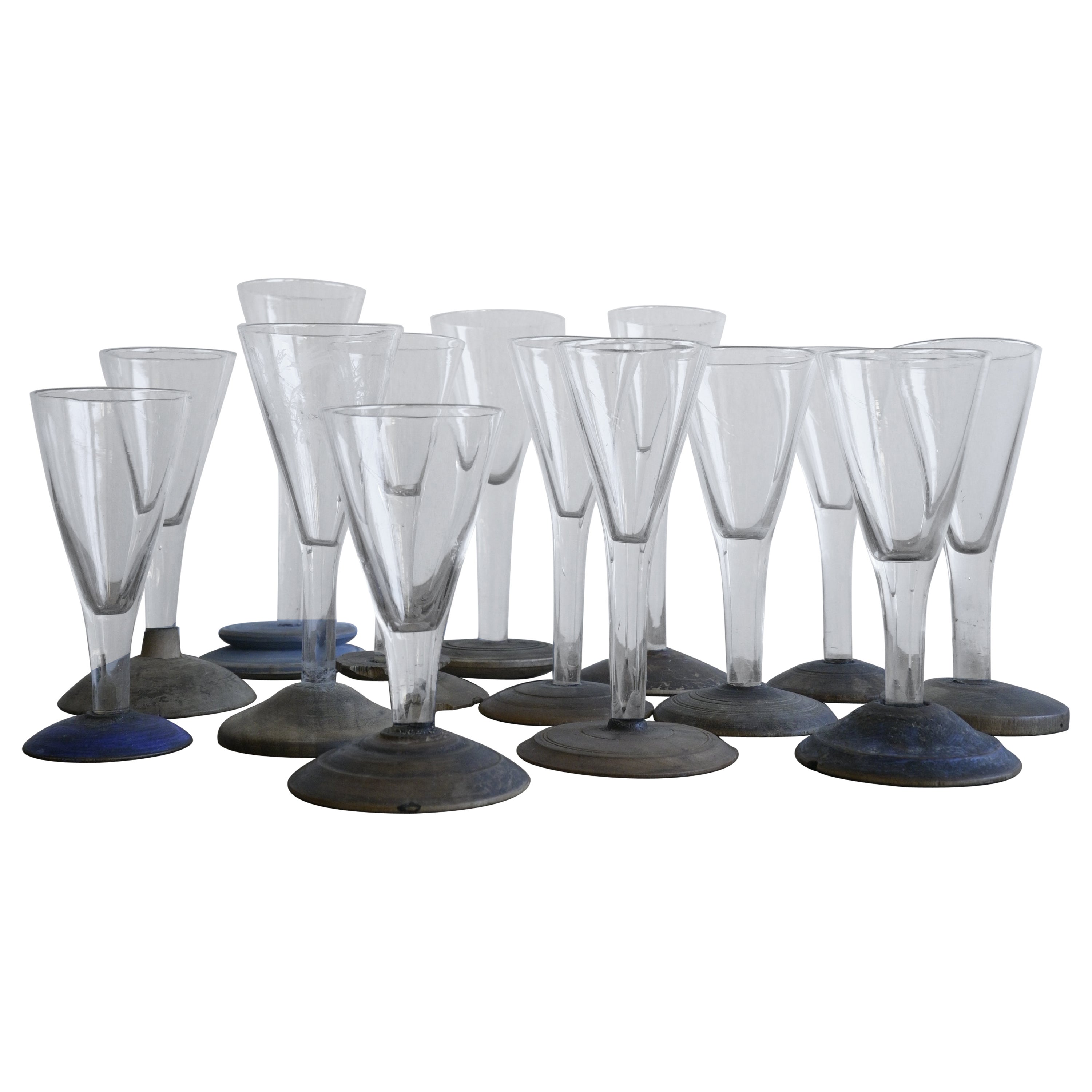 Rara y gran colección de catorce vasos suecos del s. XVIII-XIX en venta