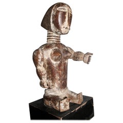 Figura femminile articolata Attie